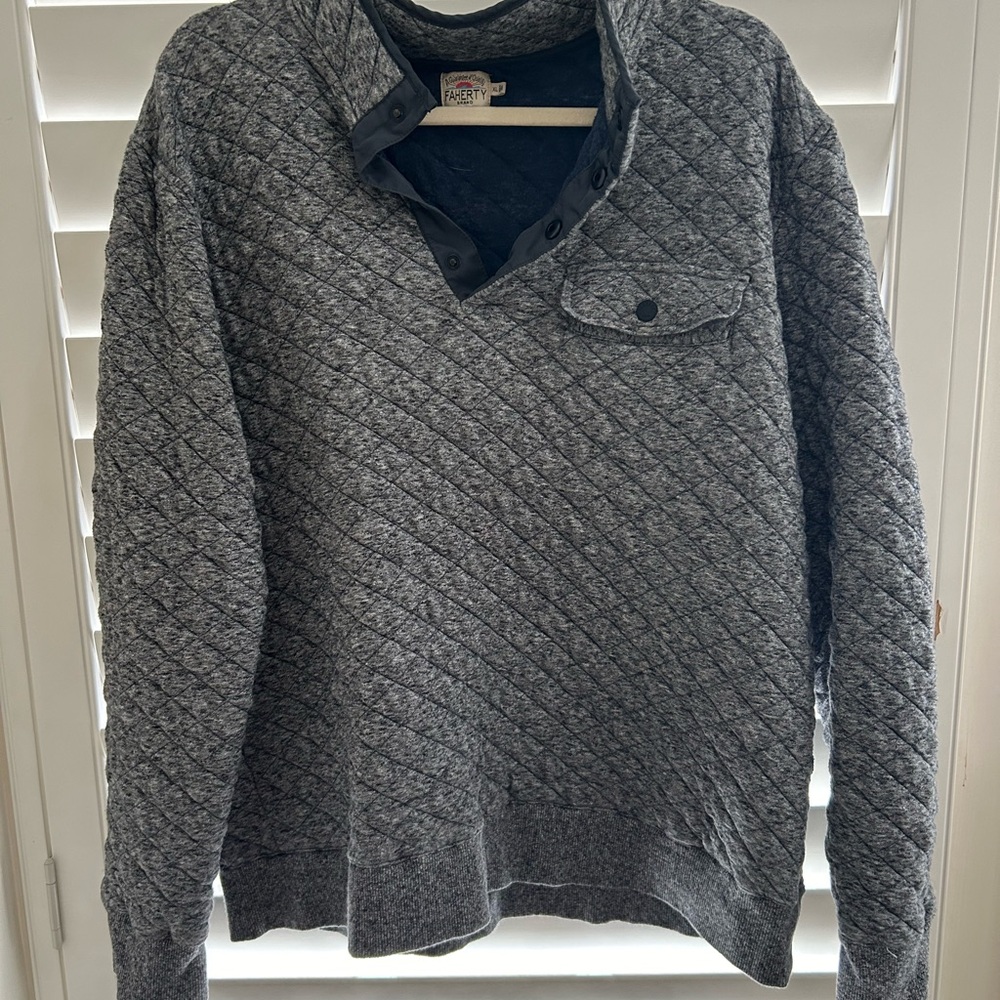 Faherty Men’s Gray Sweater